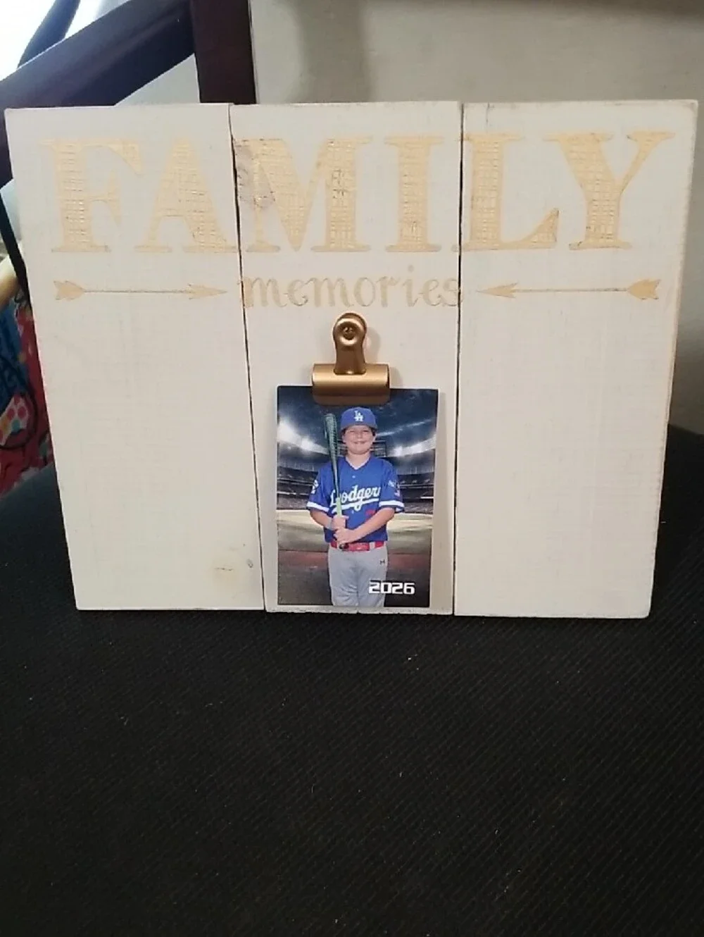 Family Memories Wall Plaque in White and Gold - Decorative Clip